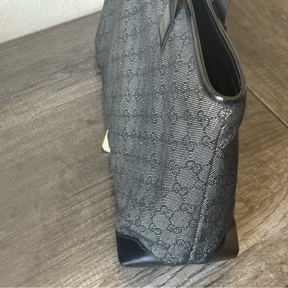 🔥AUTHENTIC GUCCI BLACK DENIM & LEATHER TOTE BAG🔥 - Picture 5 of 16